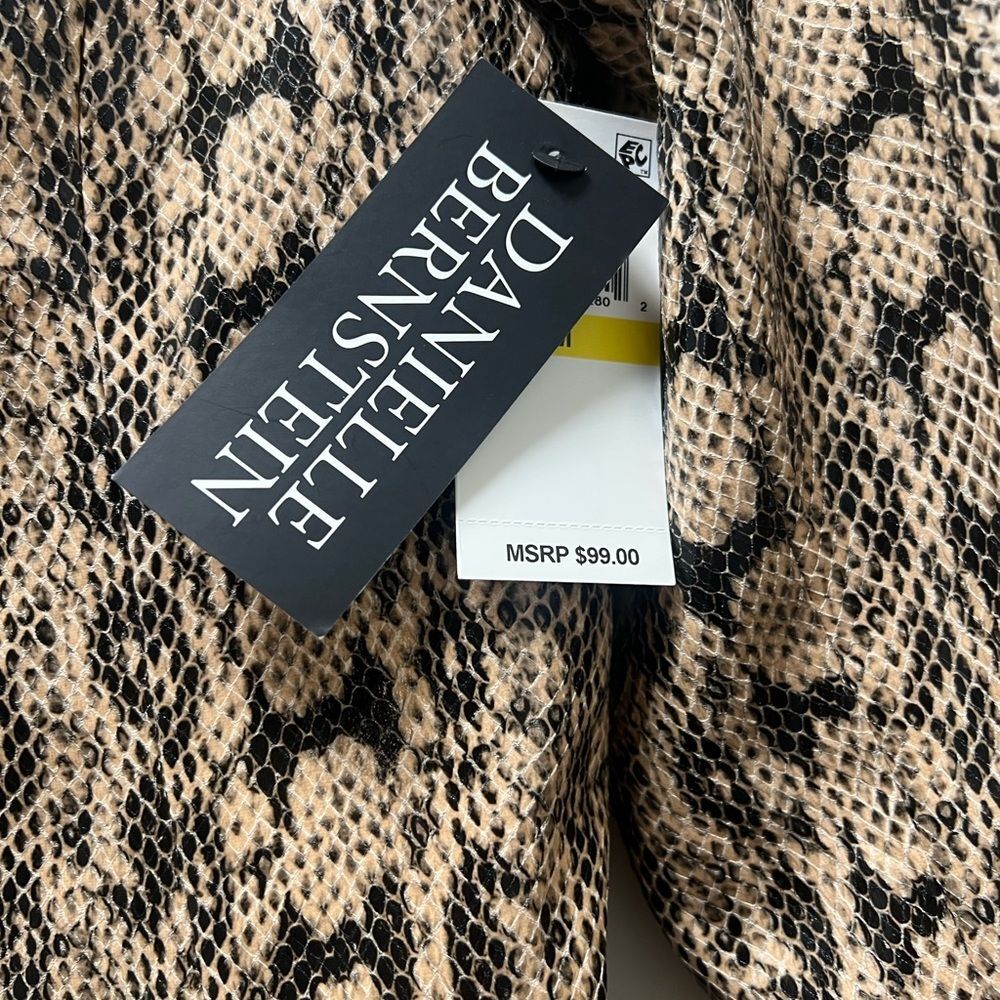 Danielle Bernstein Women's M Snake Print Vegan Leather Boss Babe Edgy NWT Blazer - Picture 2 of 5